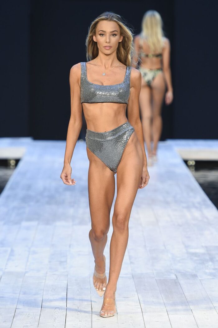 Ce costume de baie se poarta in 2020