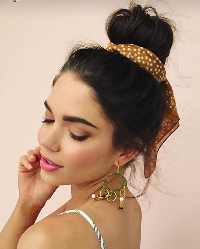 Cum sa iti aranjezi parul la plaja