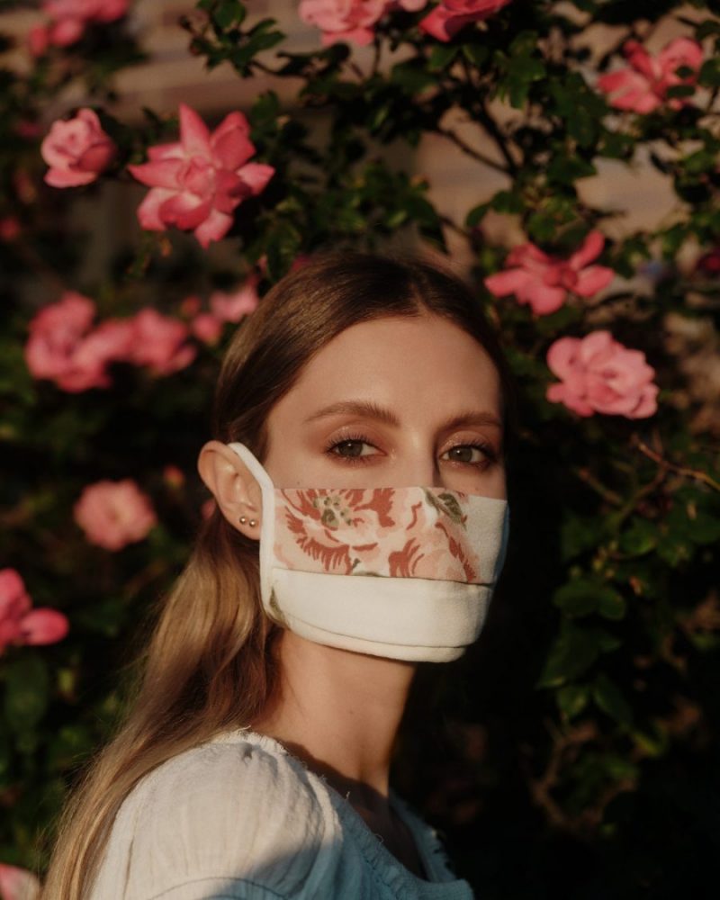 Cum sa asortezi machiajul cu masca de protectie